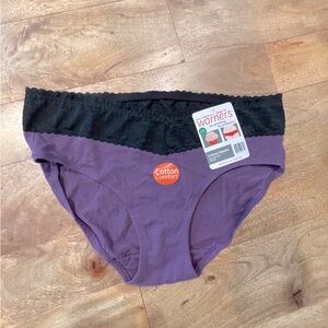 Brand NEW Warners Hipster size Large-7 w/tags